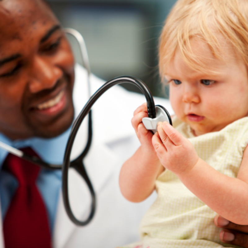 How to Help Your Child Overcome His Fear of Doctors